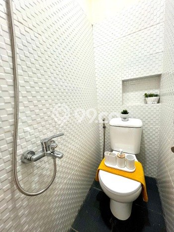 Dijual Segera Kost 31 Kamar, 31 Kamar Mandi di Pondok Aren, Tangerang Selatan, Luas 450m2 Dijual Segera Kost 31 Kamar, 31 Kamar Mandi di Pondok Aren, Tangerang Selatan, Luas 450m2