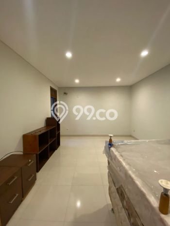 Jual Rumah Mewah Megah Dengan View Eksklusif di Joglo, Jakarta Barat Jual Rumah Mewah Megah Dengan View Eksklusif di Joglo, Jakarta Barat