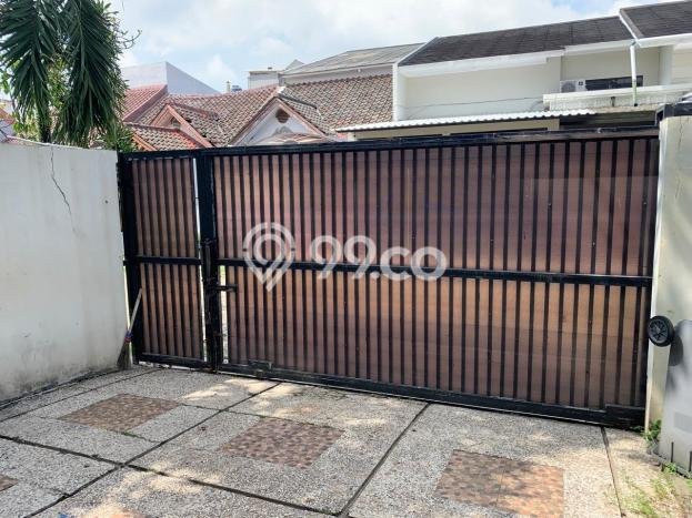 Rumah Eksklusif Dijual LT 319m2 di BSD, Tangerang Selatan Rumah Eksklusif Dijual LT 319m2 di BSD, Tangerang Selatan