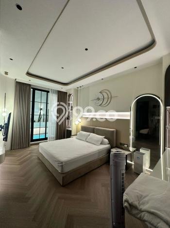 Siap Huni Rumah Mewah 7 Kamar di Kelapa Gading Dekat ke Mana Saja Siap Huni Rumah Mewah 7 Kamar di Kelapa Gading Dekat ke Mana Saja
