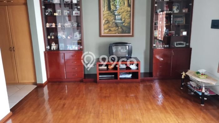 Rumah Luxury Modern Siap Huni di Pegadungan Jakarta Barat Rumah Luxury Modern Siap Huni di Pegadungan Jakarta Barat