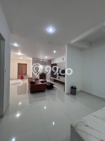 Rumah Luxury Modern Tanpa Renovasi di Gading Serpong Tangerang Rumah Luxury Modern Tanpa Renovasi di Gading Serpong Tangerang