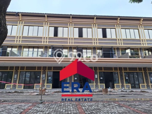 Ruko Kawasan Green Lake City, Luas 40m², Disewakan, Pusat Bisnis, Siap Usaha Ruko Kawasan Green Lake City, Luas 40m², Disewakan, Pusat Bisnis, Siap Usaha