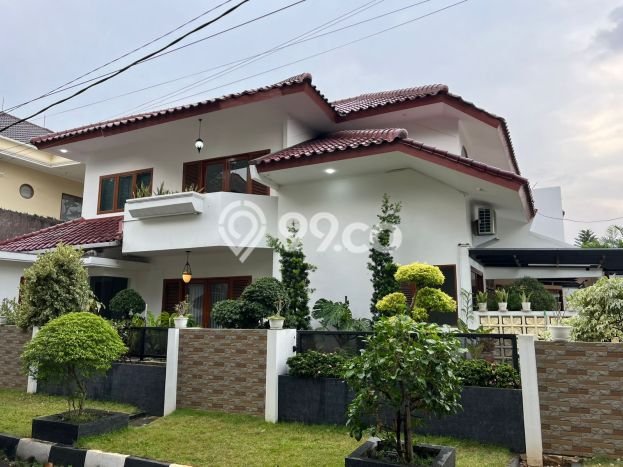 Rumah Elit Modern Siap Huni di Lebak Bulus Jakarta Selatan Rumah Elit Modern Siap Huni di Lebak Bulus Jakarta Selatan