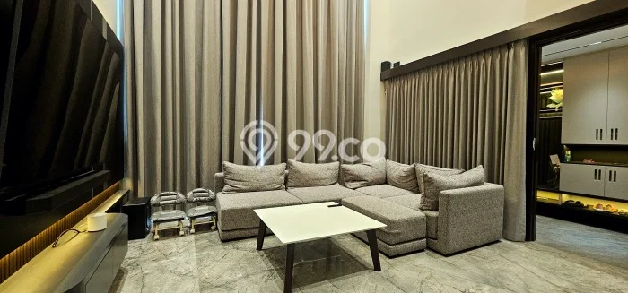 Hunian Mewah LB 285m2 Siap Pakai Desain Elegan di BSD City, Tangerang Hunian Mewah LB 285m2 Siap Pakai Desain Elegan di BSD City, Tangerang