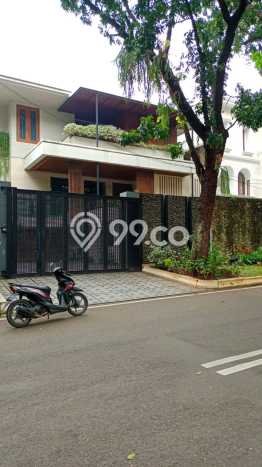 Hunian Elit LB 1400m2 Siap Huni Desain Elegan di Pondok Indah, Jakarta Selatan Hunian Elit LB 1400m2 Siap Huni Desain Elegan di Pondok Indah, Jakarta Selatan