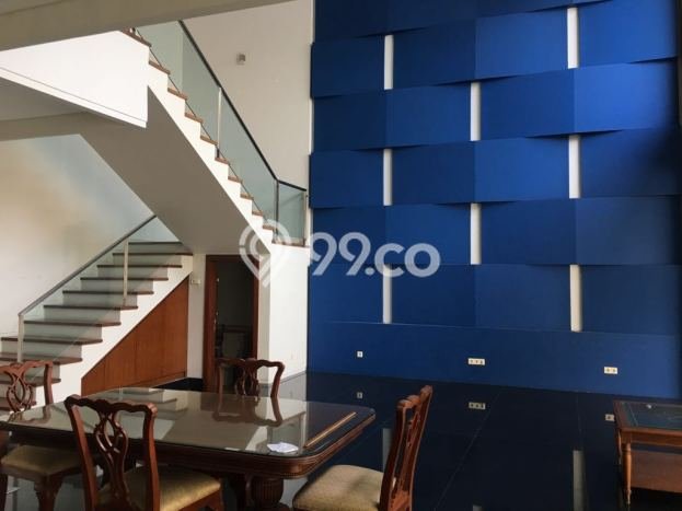 Rumah Elit LB 550m2 Siap Huni Desain Elegan di Pondok Indah, Jakarta Selatan Rumah Elit LB 550m2 Siap Huni Desain Elegan di Pondok Indah, Jakarta Selatan