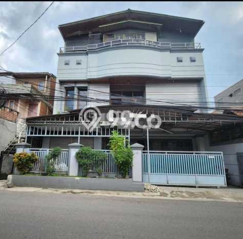 Rumah 4 KT 2 KM Pemandangan Kota di Dayeuhkolot, Bandung Rumah 4 KT 2 KM Pemandangan Kota di Dayeuhkolot, Bandung