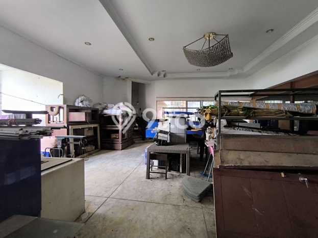 JUAL CEPAT! Rumah Ready Stock Area Strategis , LT 1611m2m² LB 850m2m² JUAL CEPAT! Rumah Ready Stock Area Strategis , LT 1611m2m² LB 850m2m²