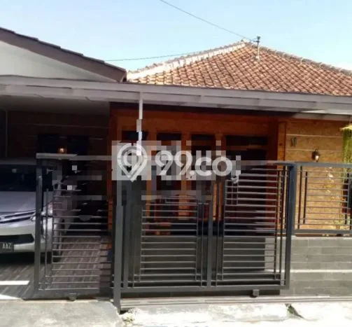 Hunian Impian Modern! Rumah 2 Lantai di Margaasih, Bandung, Luas 200m2m² Bangunan 170m2m² Hunian Impian Modern! Rumah 2 Lantai di Margaasih, Bandung, Luas 200m2m² Bangunan 170m2m²