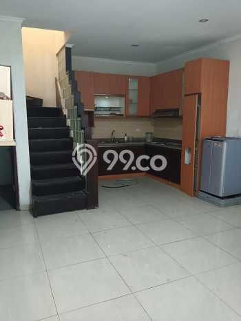 Rumah Bagus di , Bandung, Luas Tanah 160m2m², LB 250m2m² Rumah Bagus di , Bandung, Luas Tanah 160m2m², LB 250m2m²