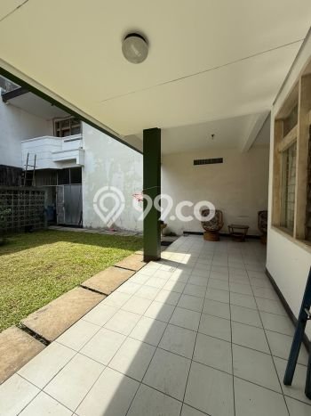 PROPERTI PILIHAN! Rumah Asri area Andir, LT 360m2m² LB 300m2m² PROPERTI PILIHAN! Rumah Asri area Andir, LT 360m2m² LB 300m2m²