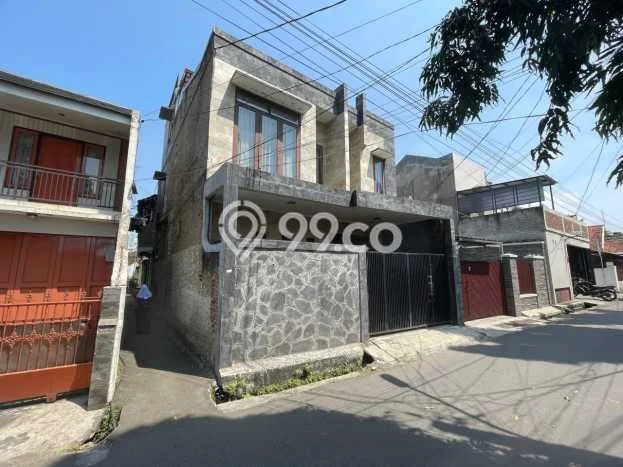Rumah Eksklusif di , Bandung, LT 84m2m² Bangunan 120m2m² Rumah Eksklusif di , Bandung, LT 84m2m² Bangunan 120m2m²