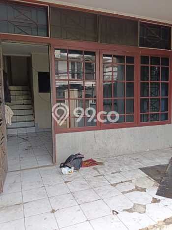Rumah Bagus di , Bandung, Luas Tanah 160m2m², LB 250m2m² Rumah Bagus di , Bandung, Luas Tanah 160m2m², LB 250m2m²