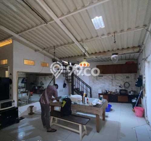 Rumah LB 300m2m² Dekat dengan Fasilitas Umum, Bandung - Harga Terjangkau Rumah LB 300m2m² Dekat dengan Fasilitas Umum, Bandung - Harga Terjangkau