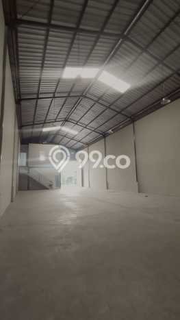 Gudang Dijual di Tangerang LT 366m2 & LB 374m2 Lokasi Terbaik! Gudang Dijual di Tangerang LT 366m2 & LB 374m2 Lokasi Terbaik!
