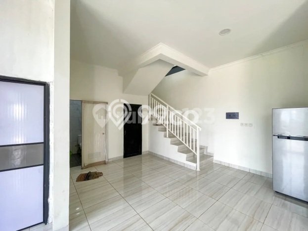 Unit Gudang Dijual di Legok Tangerang Luas Bangunan 612m2 Unit Gudang Dijual di Legok Tangerang Luas Bangunan 612m2