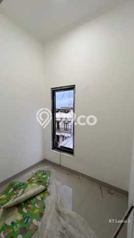 Dijual Hunian Rumah Terawat 3 KT di Meruya, Jakarta Barat Dijual Hunian Rumah Terawat 3 KT di Meruya, Jakarta Barat