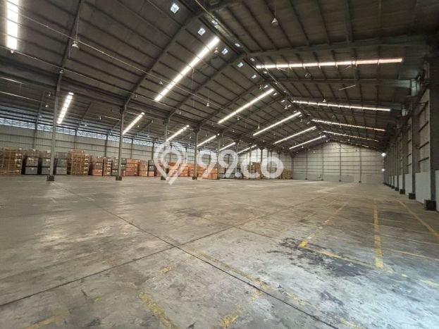 Unit Gudang Dijual di Bekasi LT 7599m2 & LB 6275m2 Unit Gudang Dijual di Bekasi LT 7599m2 & LB 6275m2