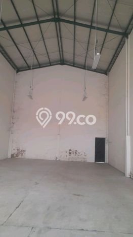 Unit Gudang Disewa Lokasi Cakung, Jakarta Timur Spesifikasi Luas Bangunan 190m2 Unit Gudang Disewa Lokasi Cakung, Jakarta Timur Spesifikasi Luas Bangunan 190m2
