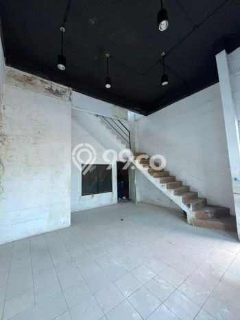 Disewakan Gudang Kawasan Ancol, Luas 400m², Kawasan Berkembang Disewakan Gudang Kawasan Ancol, Luas 400m², Kawasan Berkembang