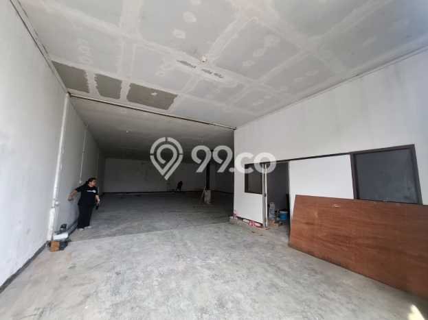 Unit Gudang Tersedia di Kranji Spesifikasi LB 400m2 Unit Gudang Tersedia di Kranji Spesifikasi LB 400m2