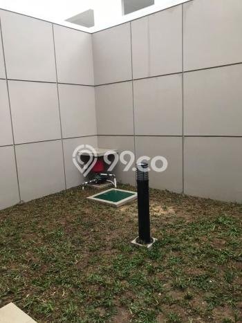 Rumah di , Akses ke Tol, 2 KT, LT 102m2m² Bangunan 94m2m² Rumah di , Akses ke Tol, 2 KT, LT 102m2m² Bangunan 94m2m²