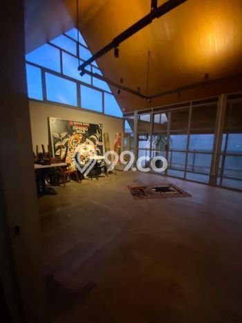 Ruko bagus disewakan di Coblong Bandung dengan LB 300m2 harga sewa terbaik Ruko bagus disewakan di Coblong Bandung dengan LB 300m2 harga sewa terbaik
