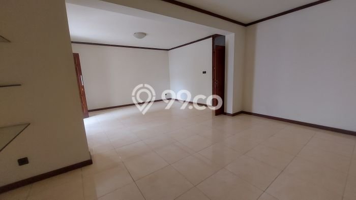 Rumah Disewakan Jakarta Selatan LT 250m2 LB 300m2 Area Lebak Bulus Rumah Disewakan Jakarta Selatan LT 250m2 LB 300m2 Area Lebak Bulus