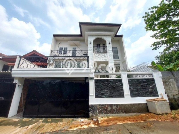 Rumah Sewa Jakarta Selatan LT 215m2 LB 330m2 Area Ciganjur Rumah Sewa Jakarta Selatan LT 215m2 LB 330m2 Area Ciganjur