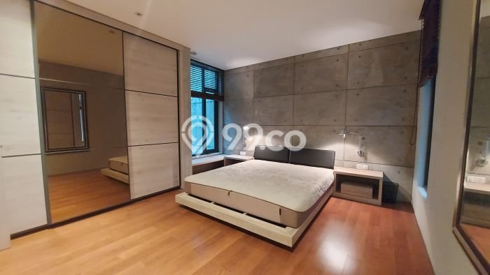 Disewakan! Rumah 4 Kamar Tidur &
4 Kamar Mandi di Lebak Bulus, Jakarta Selatan Disewakan! Rumah 4 Kamar Tidur &
4 Kamar Mandi di Lebak Bulus, Jakarta Selatan