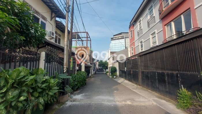 For Sale! Premium House LT 205m2 Desain Modern di Menteng Dalam For Sale! Premium House LT 205m2 Desain Modern di Menteng Dalam