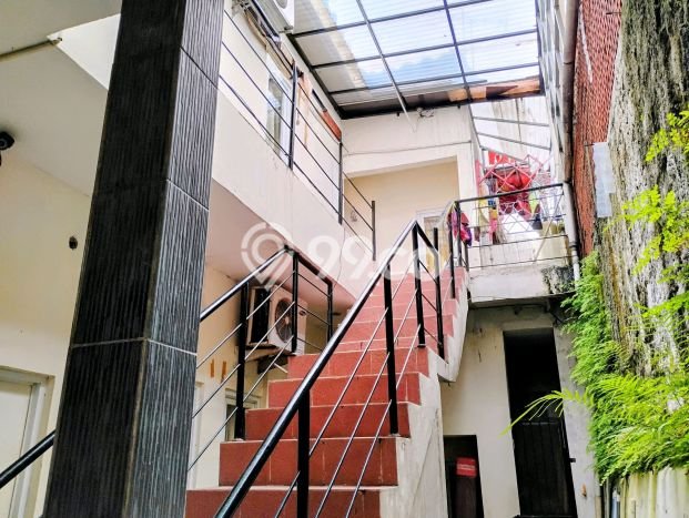 Unit Kost Dijual di Jakarta Selatan Spesifikasi 8 Kamar Tidur dan Kawasan Ramai Unit Kost Dijual di Jakarta Selatan Spesifikasi 8 Kamar Tidur dan Kawasan Ramai