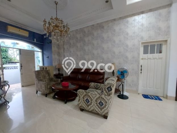 Rumah Sewa Jakarta Selatan LT 215m2 LB 330m2 Area Ciganjur Rumah Sewa Jakarta Selatan LT 215m2 LB 330m2 Area Ciganjur