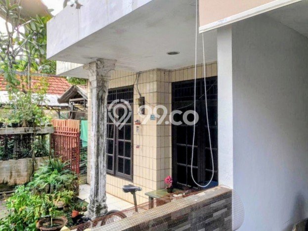 Rumah Elit Modern Tanpa Renovasi di Pondok Labu Jakarta Selatan Rumah Elit Modern Tanpa Renovasi di Pondok Labu Jakarta Selatan