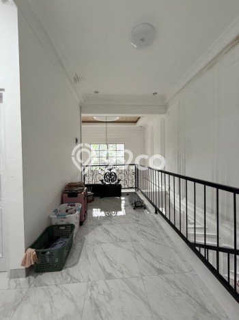 Dijual Rumah Premium dengan Fasilitas Sekitar Lengkap di Cinere, Depok Dijual Rumah Premium dengan Fasilitas Sekitar Lengkap di Cinere, Depok