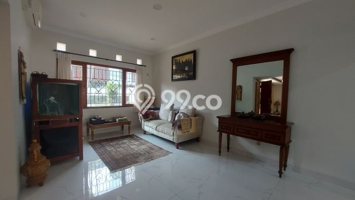Siap Huni Rumah Mewah 4 Kamar di Kebayoran Baru Dekat ke Mana Saja Siap Huni Rumah Mewah 4 Kamar di Kebayoran Baru Dekat ke Mana Saja