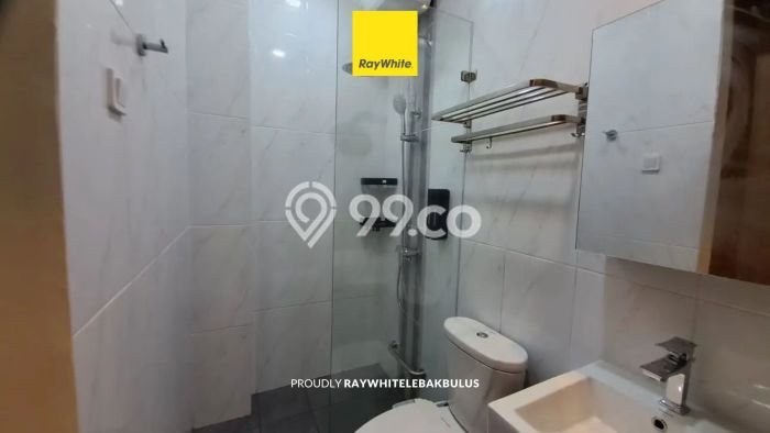Rumah Elit Modern Siap Huni di Pejaten Jakarta Selatan Rumah Elit Modern Siap Huni di Pejaten Jakarta Selatan
