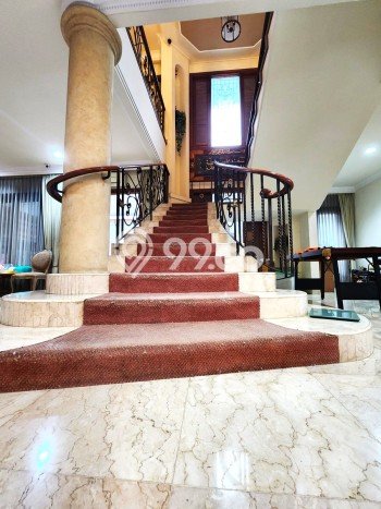 Rumah Mewah LB 700m2 Siap Pakai Desain Elegan di Pondok Indah, Jakarta Selatan Rumah Mewah LB 700m2 Siap Pakai Desain Elegan di Pondok Indah, Jakarta Selatan