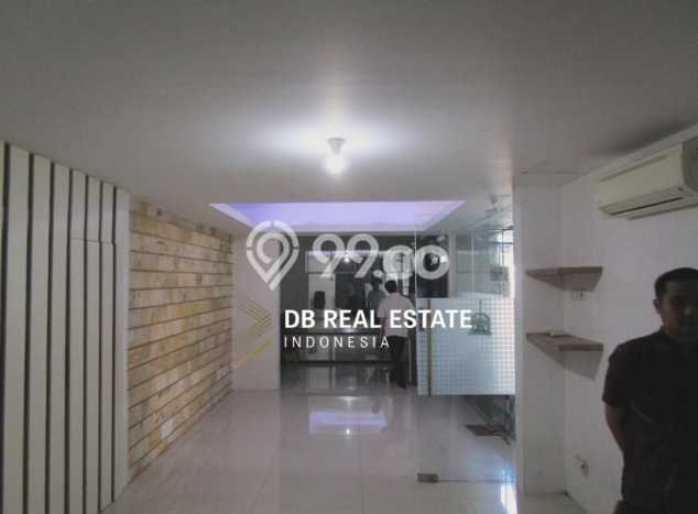 For Sale Rumah Mewah Exclusive di Sawahan, Surabaya For Sale Rumah Mewah Exclusive di Sawahan, Surabaya