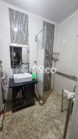 Jual Rumah Luas Elegan Dengan View Cantik di Sektor 9-Bintaro, Tangerang Selatan Jual Rumah Luas Elegan Dengan View Cantik di Sektor 9-Bintaro, Tangerang Selatan