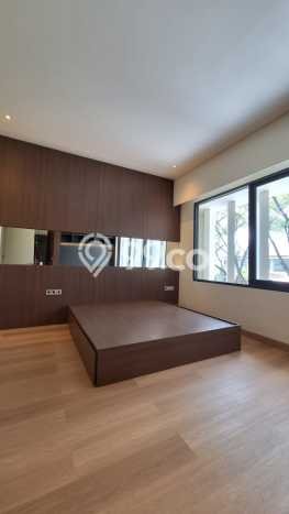 Dijual Rumah Mewah Megah Dengan View Cantik di Sektor 9-Bintaro, Tangerang Selatan Dijual Rumah Mewah Megah Dengan View Cantik di Sektor 9-Bintaro, Tangerang Selatan