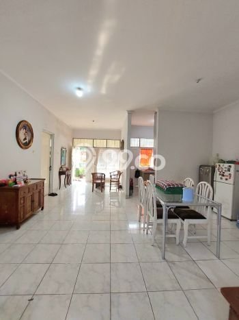 Hunian Elit LB 120m2 Siap Pakai Desain Elegan di Sektor 9-Bintaro, Tangerang Selatan Hunian Elit LB 120m2 Siap Pakai Desain Elegan di Sektor 9-Bintaro, Tangerang Selatan