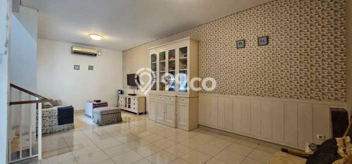 For Sale! Luxury House LT 255m2 Desain Elegan di Sektor 7-Bintaro For Sale! Luxury House LT 255m2 Desain Elegan di Sektor 7-Bintaro