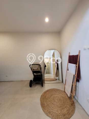 Jual Rumah Modern 2 KT di Sektor 9-Bintaro, Tangerang Selatan Jual Rumah Modern 2 KT di Sektor 9-Bintaro, Tangerang Selatan