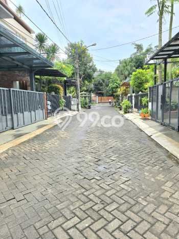 Jual Rumah Mewah Elegan Dengan View Cantik di Sektor 5 - Bintaro, Tangerang Selatan Jual Rumah Mewah Elegan Dengan View Cantik di Sektor 5 - Bintaro, Tangerang Selatan