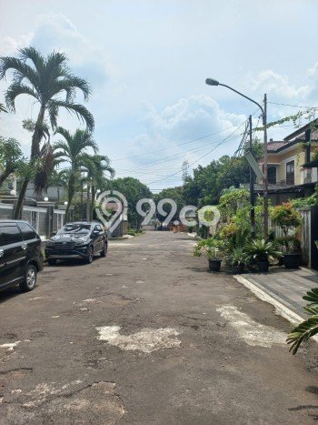 Dijual Tanah di Tangerang Selatan, Luas 244m2 SHM Dijual Tanah di Tangerang Selatan, Luas 244m2 SHM