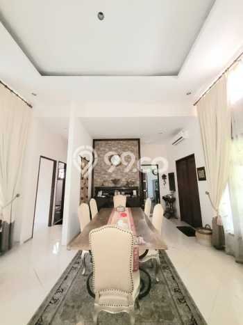 Rumah Mewah LB 350m2 Siap Pakai Desain Elegan di Sektor 9-Bintaro, Tangerang Selatan Rumah Mewah LB 350m2 Siap Pakai Desain Elegan di Sektor 9-Bintaro, Tangerang Selatan