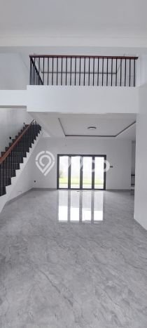 For Sale! Luxury House LT 180m2 Desain Modern di Sektor 3A - Bintaro For Sale! Luxury House LT 180m2 Desain Modern di Sektor 3A - Bintaro