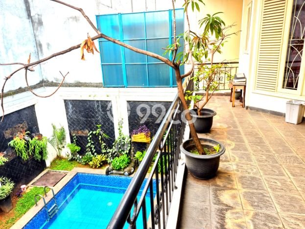 Ready to Use! Premium House LT 600m2 Desain Elegan di Gandaria Ready to Use! Premium House LT 600m2 Desain Elegan di Gandaria
